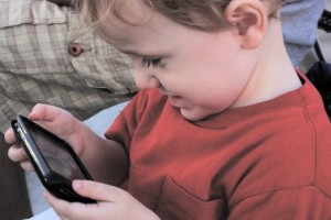Teaching Children Safety With the Cell Phone – Plus Giveaway!